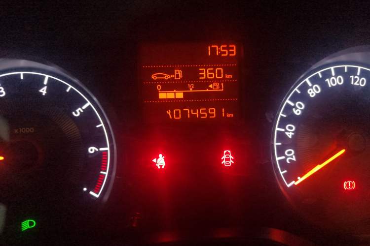 Used Peugeot 301 2014 1.6L Manual Comfort Edition