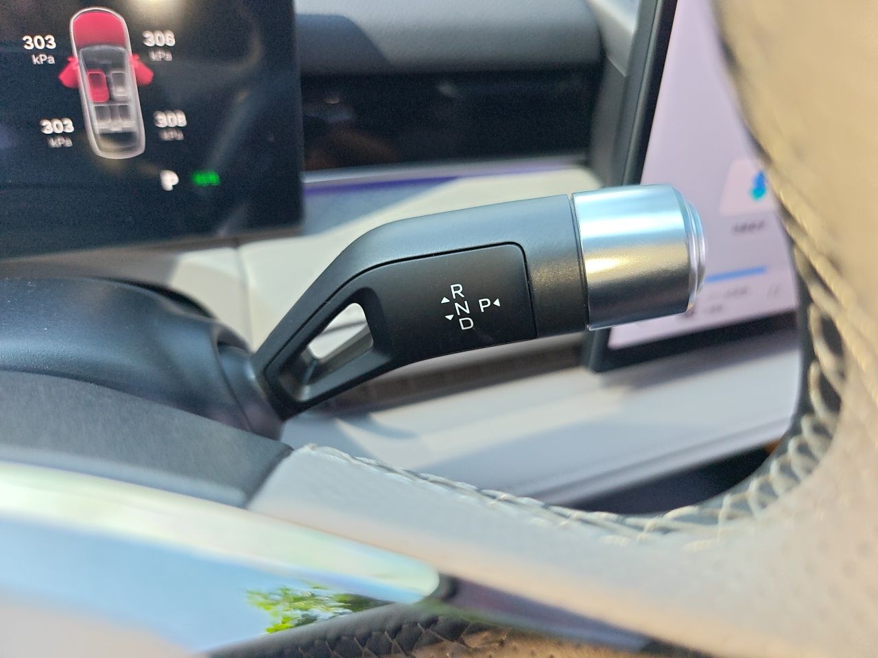 Geely Galaxy 8 2026 Model 225km EM-i Long-Range Voyager Edition — снимка 14