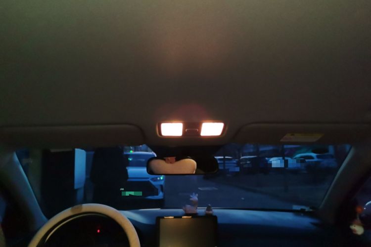 Used Hyundai Celesta 2018 1.6L Automatic GL Enjoyment Edition China VI compliant Headliner