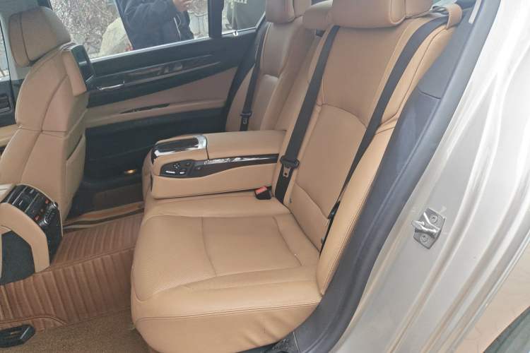 Used BMW 7 Series 2011 730Li Elegant Model Left Rear Seat