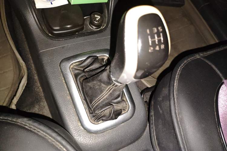 Used Suzuki Liana A6 2014 Hatchback 1.4L Manual Enjoyment Model
