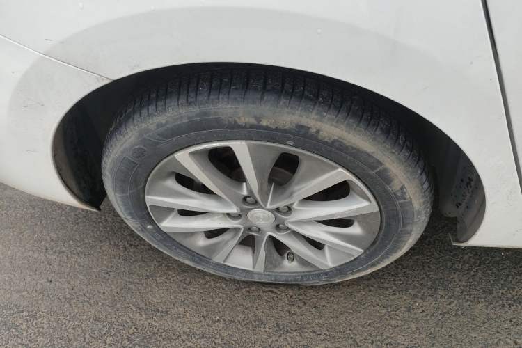 Used Buick GL6 2021 323T Mild Hybrid Connect Luxury Model