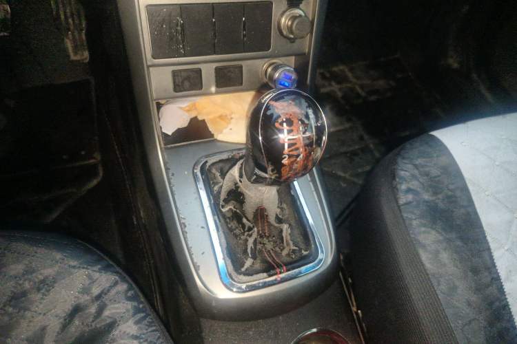 Used Geely Auto Classic Emgrand 2013 Hatchback 1.5L Manual Entry-Level Model