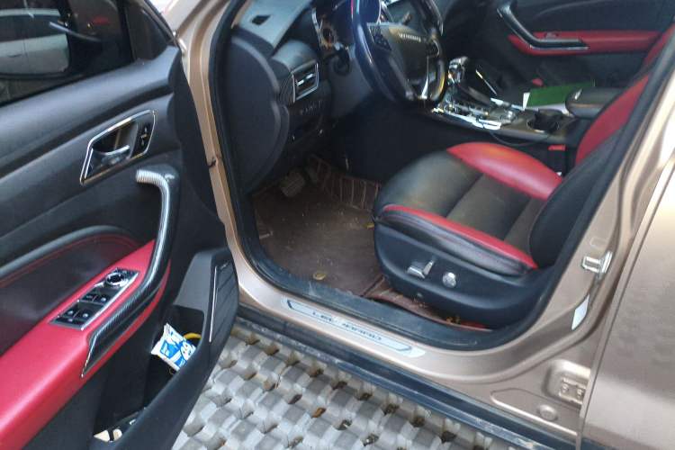 Used Leopaard CS9 2017 1.5L CVT Elite Model Driver Seat