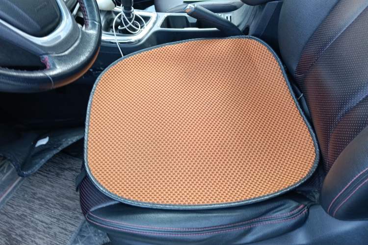 Used Baojun 560 2016 1.5T Manual Luxury Model
