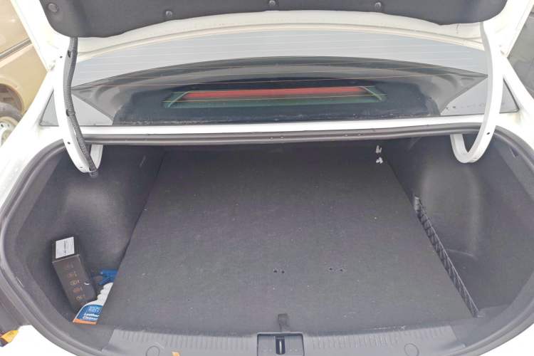 Used Roewe i6 MAX New Energy 2023 EV 420 Skyroof Special Edition
