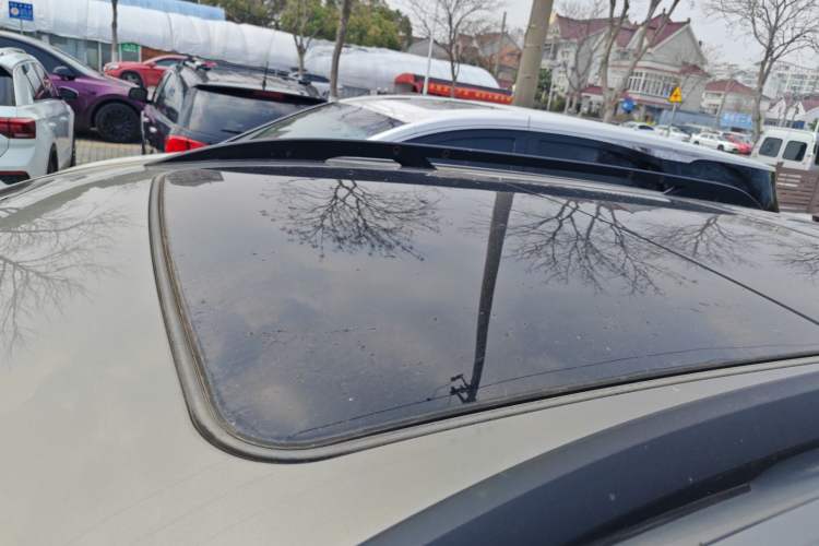 Used Chevrolet Equinox 2019 535T Automatic Chijie Edition China VI Roof