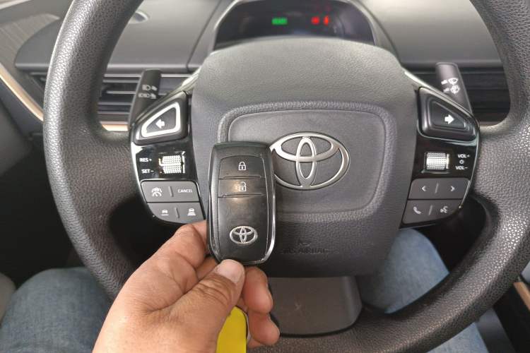 Used Toyota bZ3 2024 517 km Elite PRO Interior 1