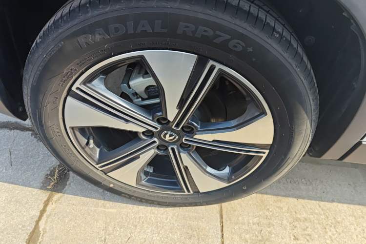 Used CHANGAN X7 PLUS 2024 1.5T Automatic Luxury 7-Seater Right Rear Wheel Hub