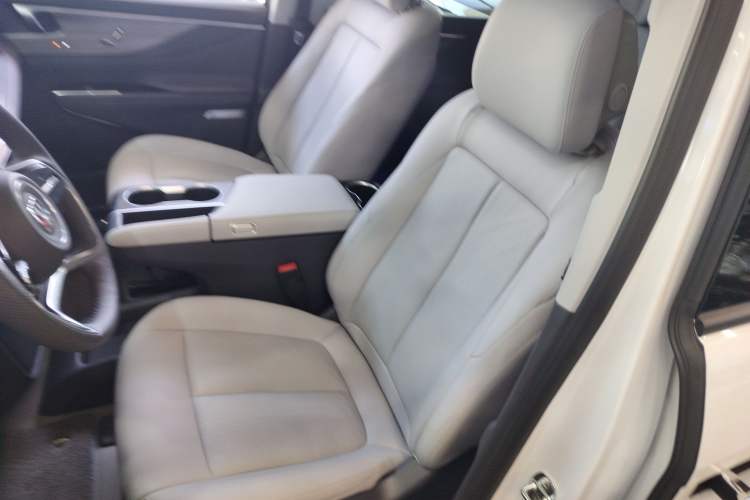 Used Buick GL8 2025 Lu Zun Smart Enjoyment Edition
