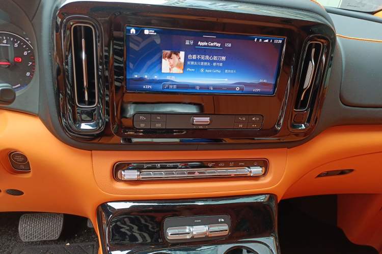 Used Mercedes-Benz Vito 2024 2.0T Business Version 7 Seats
