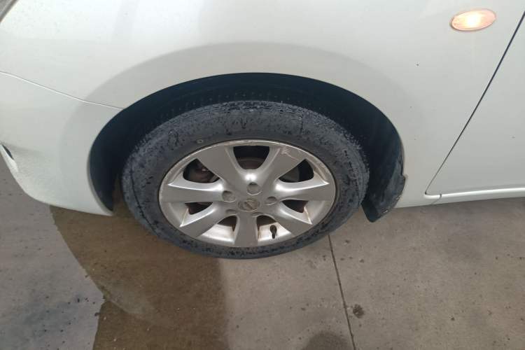 Used Nissan Tiida 2011 1.6L CVT Comfort Model
