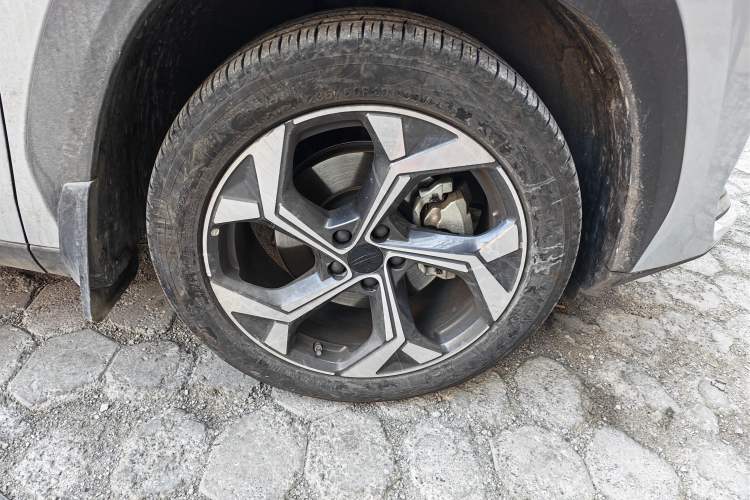 Used Geely Auto FX11 2024 1.5TD DCT Prestige Edition
