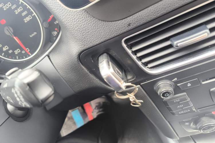 Used Audi Q5 2011 2.0TFSI Technology Model