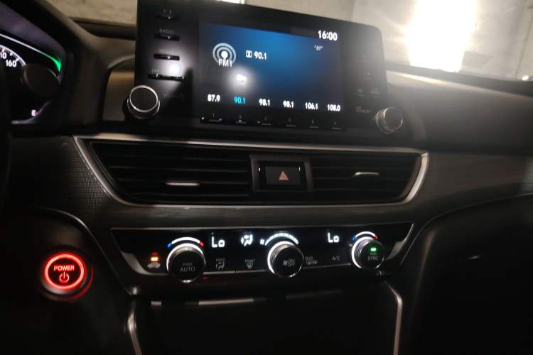 Used Honda Accord 2018 Rui Hybrid 2.0L Rui Ling Edition China VI
