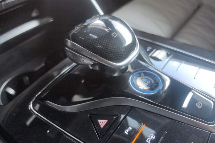 Used BYD Tang New Energy 2022 EV 635 km All-Wheel-Drive Flagship Model