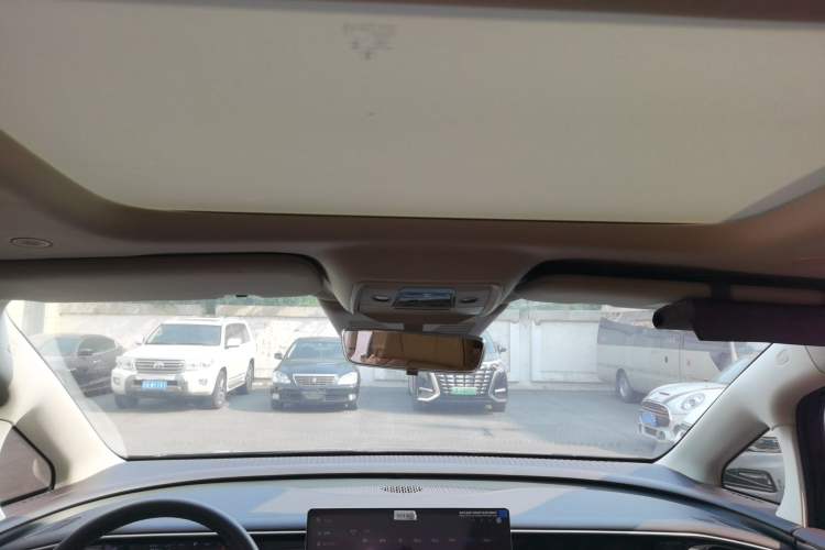 Used Denza D9 2024 DM-i 1050 Luxury Model