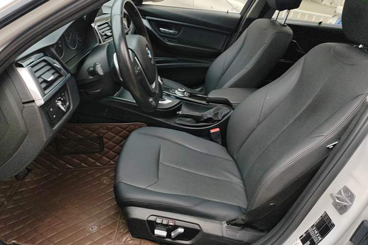 Used BMW 3 Series 2017 320Li M Sport Edition Left Front Seat