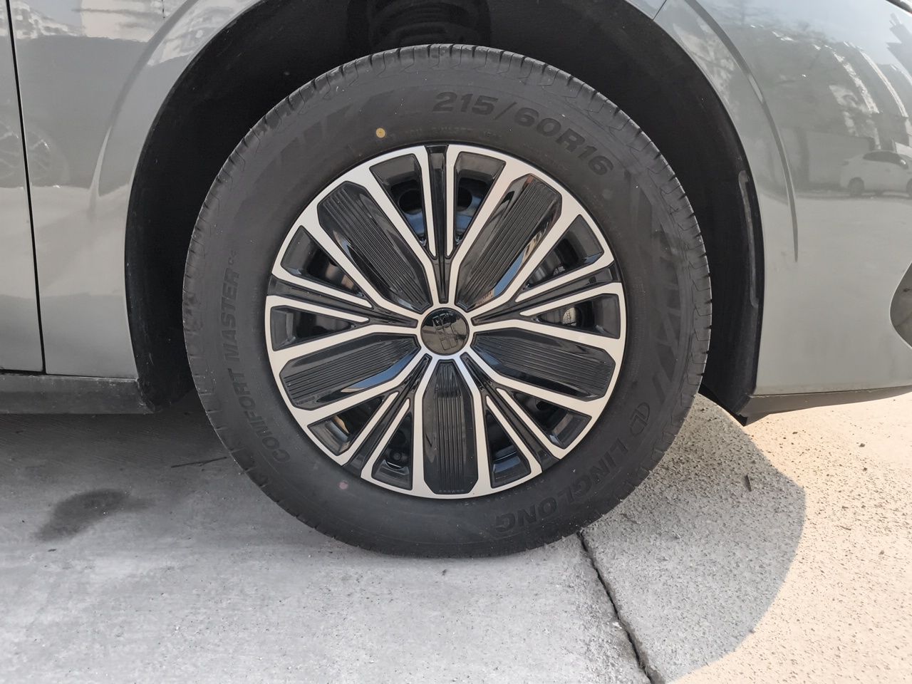 Geely Galaxy Stellar 6 2026 Model 60km Sailing Edition — снимка 5