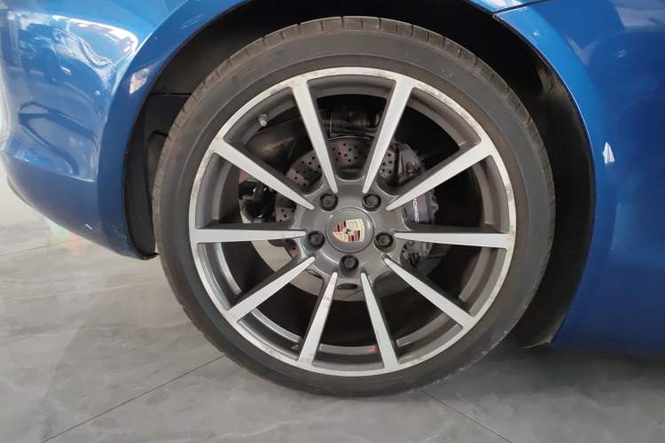 Used Porsche Boxster 2013 Boxster 2.7L
