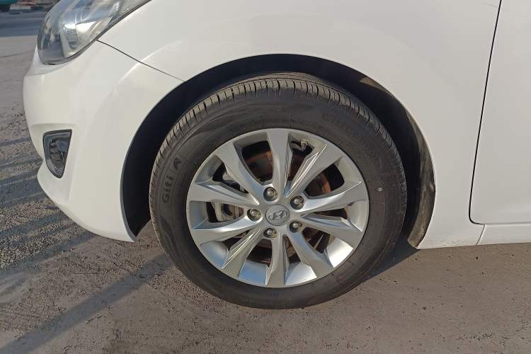 Used Hyundai Elantra (5th Generation / Langdong) 2016 1.6L Automatic Prestige Model