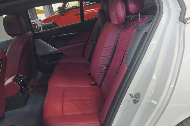 Used BMW 5 Series 2024 530Li Leading Model M Sport Package Left Rear Seat