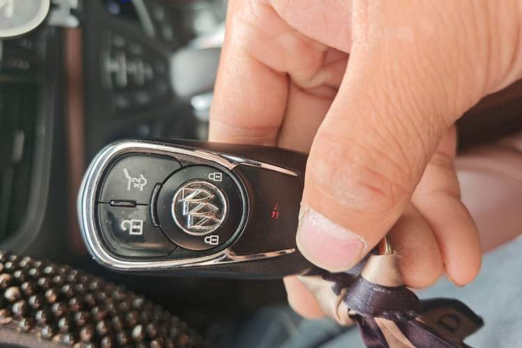 Used Buick Envision 2018 28T Four-Wheel Drive Elite Version Vehicle Key