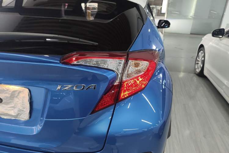 Used Toyota IZOA 2018 2.0L Yichi Edition China V Standard