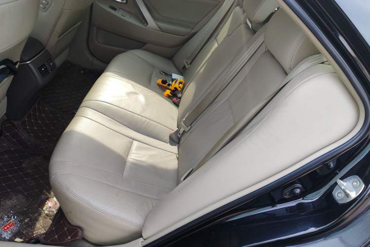 Used Toyota Camry 2013 200G Classic Luxury Edition