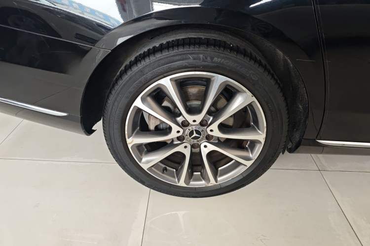 Used Mercedes-Benz E-Class 2017 E 300 L Luxury Model
