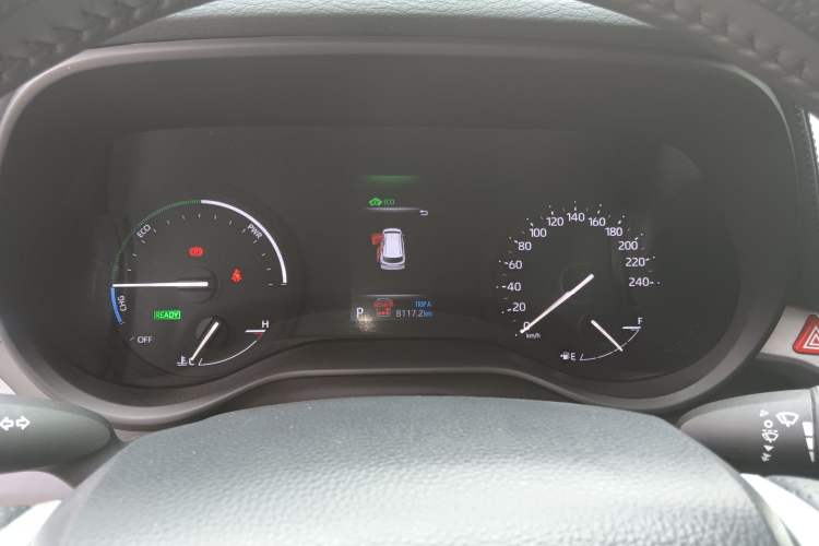 Used Toyota Sienna 2026 Model 2.5L Dual-Engine Two-Wheel-Drive Comfort Edition