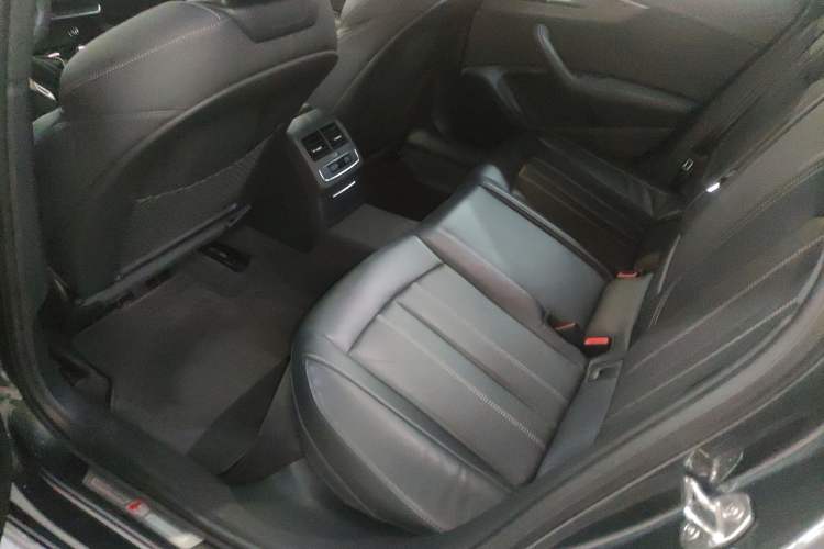 Used Audi A4L 2024 40 TFSI quattro RS Performance Package