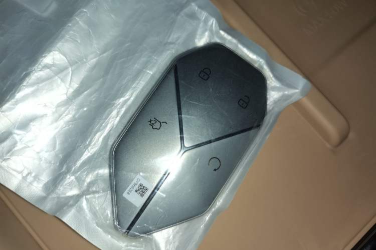 Used Formula Leopard 8 2025 Smart & Brave Flagship Edition 6 Seats