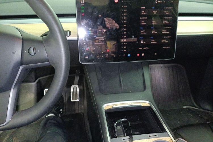 Used Tesla Model Y 2021 Revised Version 2 Long-Range All-Wheel-Drive Edition Audio And AC Panel