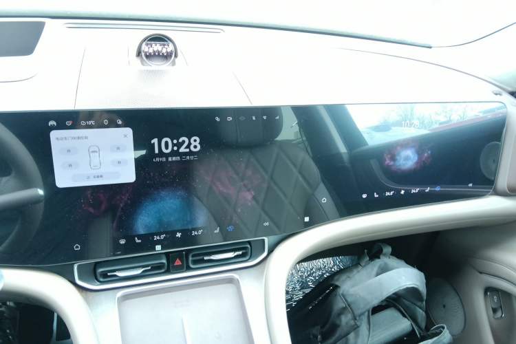 Used Hima AITO M9 2025 Extended-Range Ultra Version 52 kWh 6-Seater Audio And AC Panel