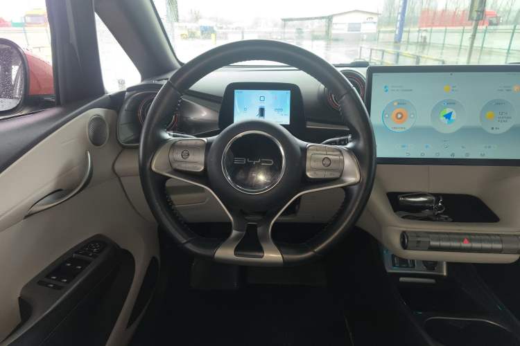 Used BYD Dolphin 2021 405 km Fashion Edition
