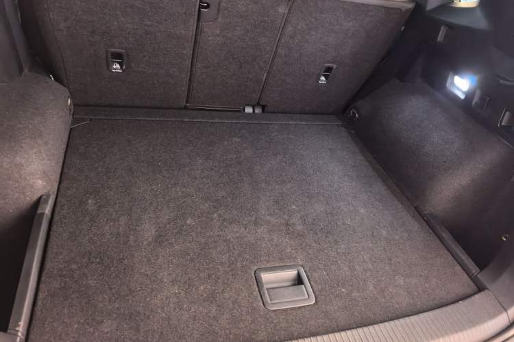 Used Volkswagen Tayron 2019 380TSI Four-Wheel Drive R-Line China VI-standard