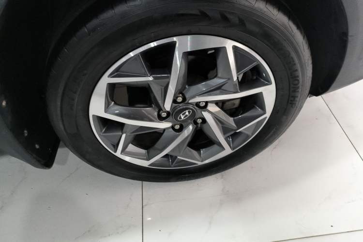 Used Hyundai Tucson 2019 280TGDi Dual-Clutch Two-Wheel Drive Smart Connect Version China V Standard Right Front Wheel Hub