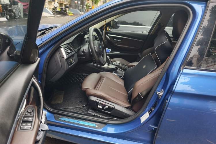 Used BMW 3 Series 2019 320Li M Sport Night Edition Driver Seat