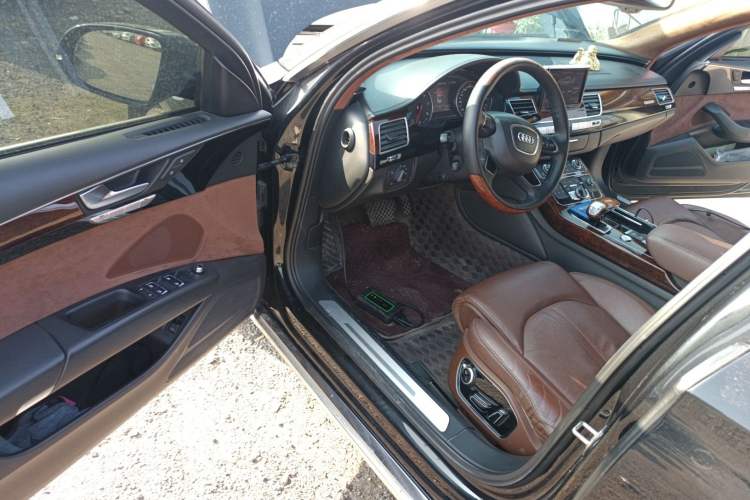 Used Audi A8 2012 A8L 45 TFSI quattro Comfort model