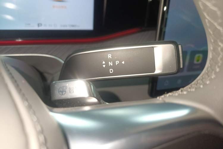 Used Denza N9 2025 Flagship Model
