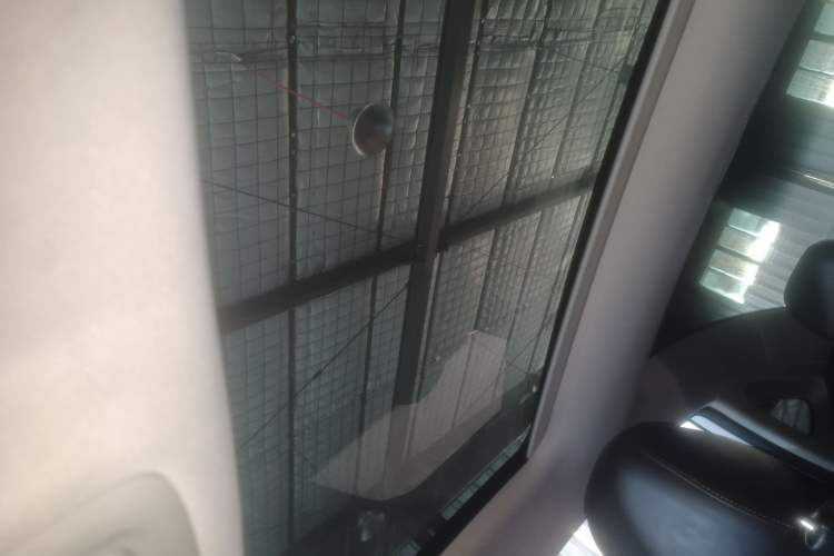 Used Roewe i6 MAX New Energy 2022 EV 600 Grand Touring Edition with Skyroof Headliner