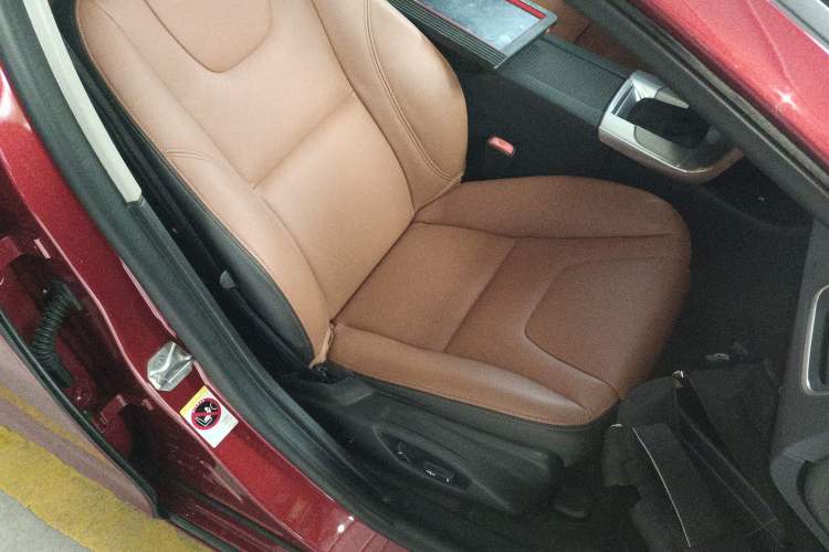 Used Volvo S60 2016 S60L T4 Zhiyuan Edition
