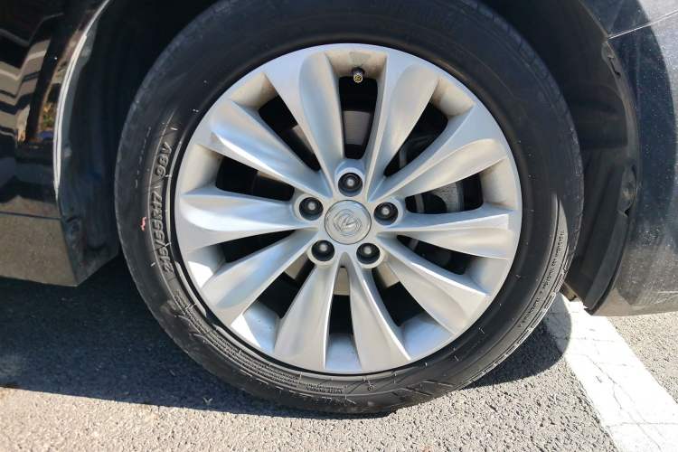 Used Changan Raeton 2014 1.8T Automatic Prestige Anniversary Edition China IV Standard