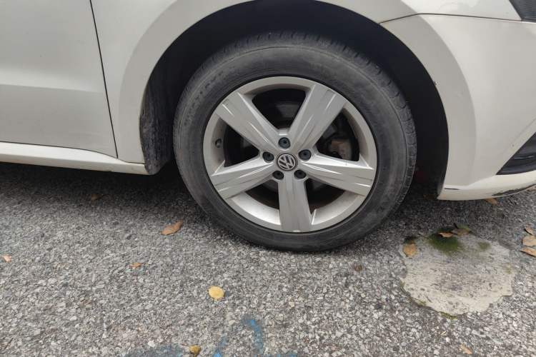 Used Volkswagen Lavida 2017 1.6L Manual Fashion Edition