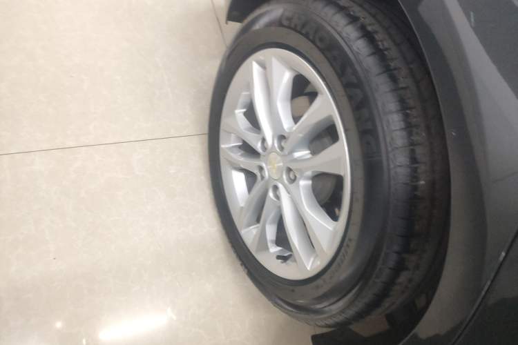 Used Chevrolet Malibu XL 2018 530T Automatic RuiChi Edition Right Rear Wheel Hub