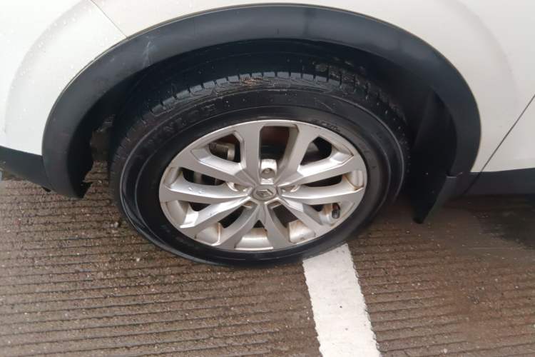 Used Renault Kadjar 2016 2.0L Two-Wheel Drive Comfort Edition Exterior 4