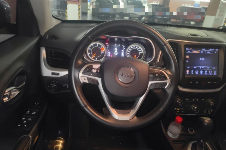Used Jeep Cherokee 2016 2.4L Leading Edition Steering Wheel