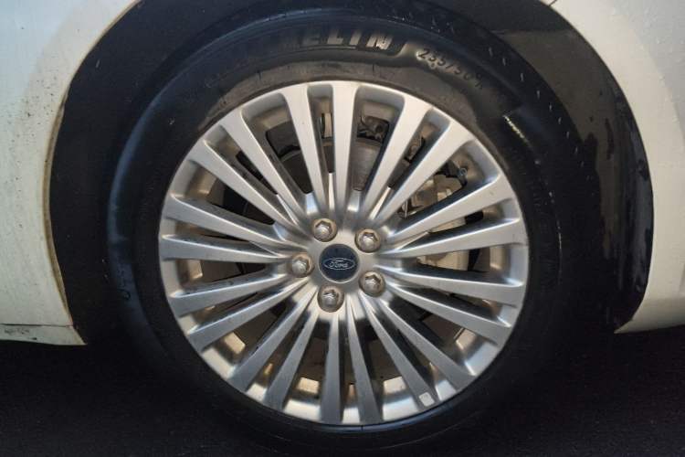 Used Ford Taurus 2017 EcoBoost 245 Luxury Model