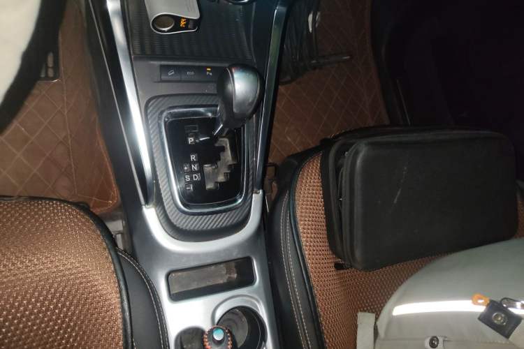 Used BYD Yuan 2016 1.5TID Automatic Prestige Model Gear Lever